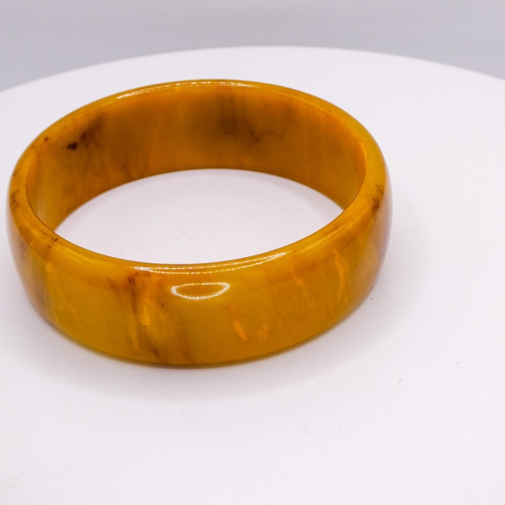 Vintage Bakelite Butterscotch Swirl 8" Chunky Bracelet 8" Wide Bangle